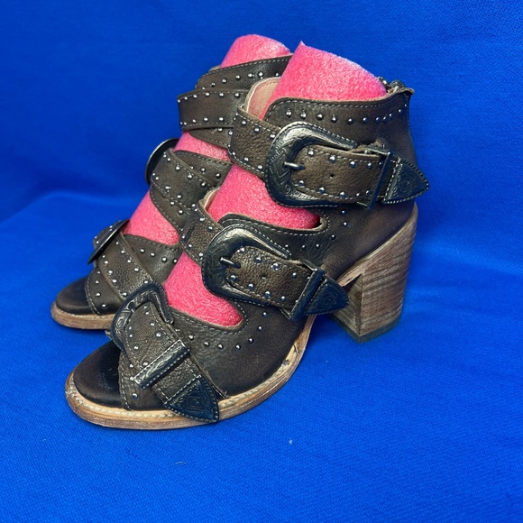 •|•FREEBIRD BY STEVEN•| Brown Violet Leather Triple Buckle Bootie/Sandal Sz 6-7 - Picture 2 of 16